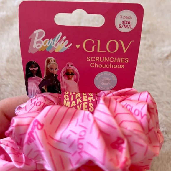 2/$20 ✨NWT Barbie x Glov Satin Scrunchies 3 Pack Hot Pink - Picture 7 of 7